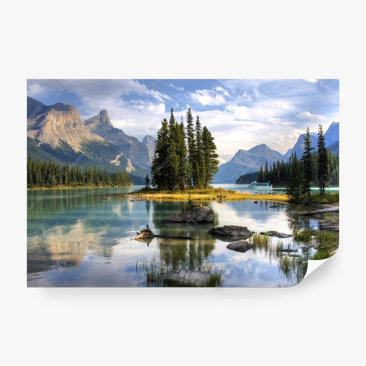 Carta da parati isola di pini su lago alpino al tramonto • Wallissimo®