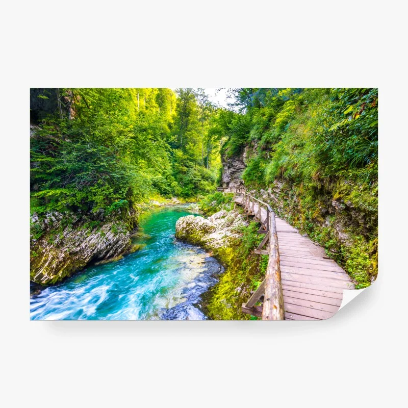 Carta da parati passerella sul fiume turchese tra le rocce