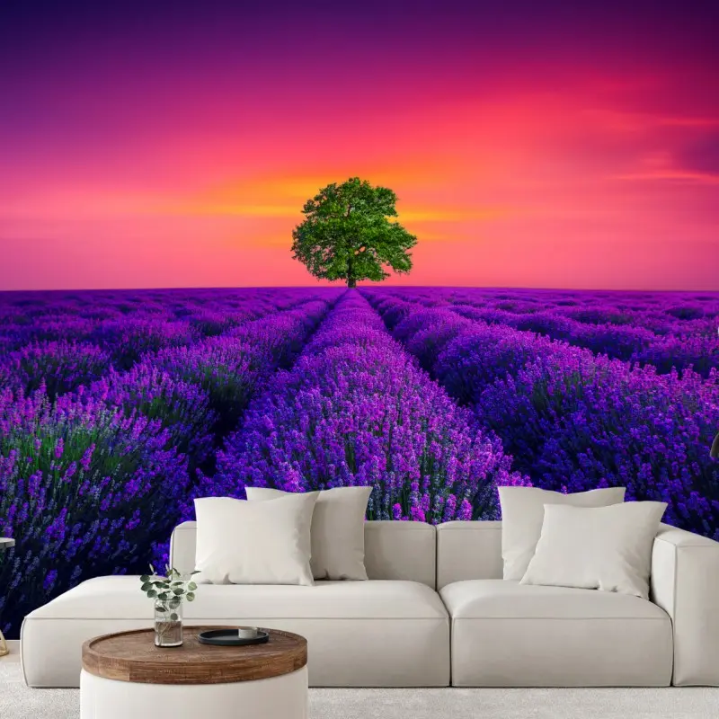 Carta da parati albero solitario nel campo di lavanda al tramonto