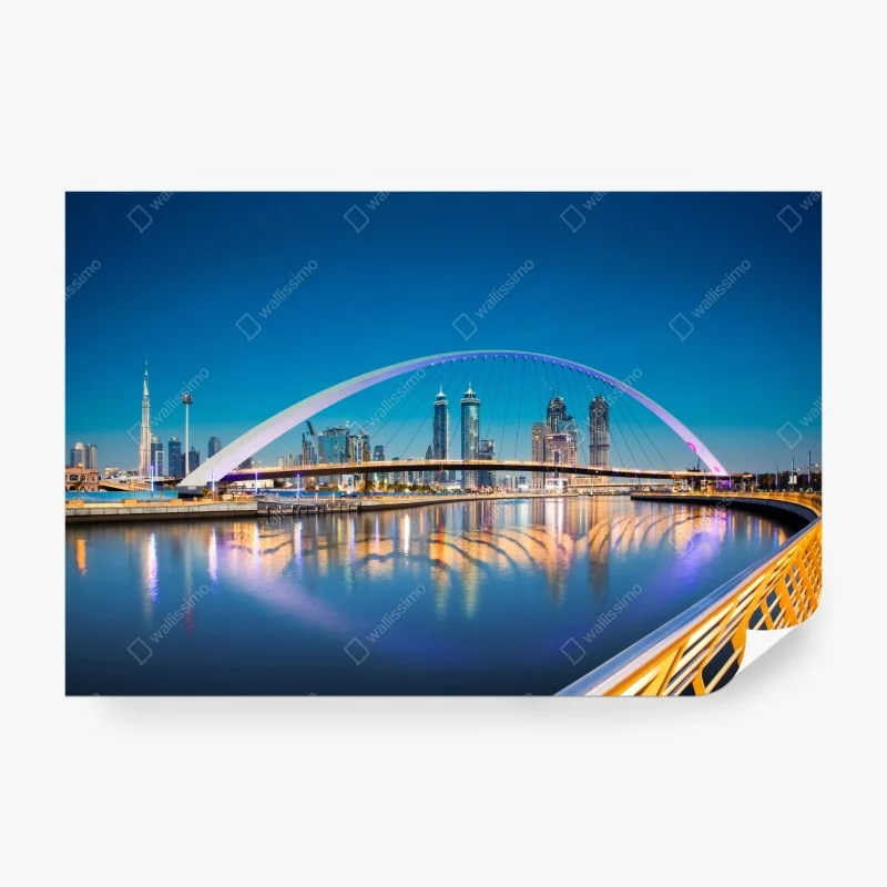 Carta da parati tramonto a Dubai: arco moderno e riflessi sul canale