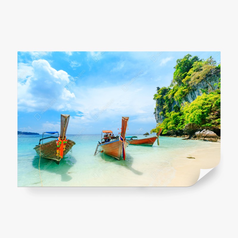 Carta da parati barche longtail sulla spiaggia di Phuket