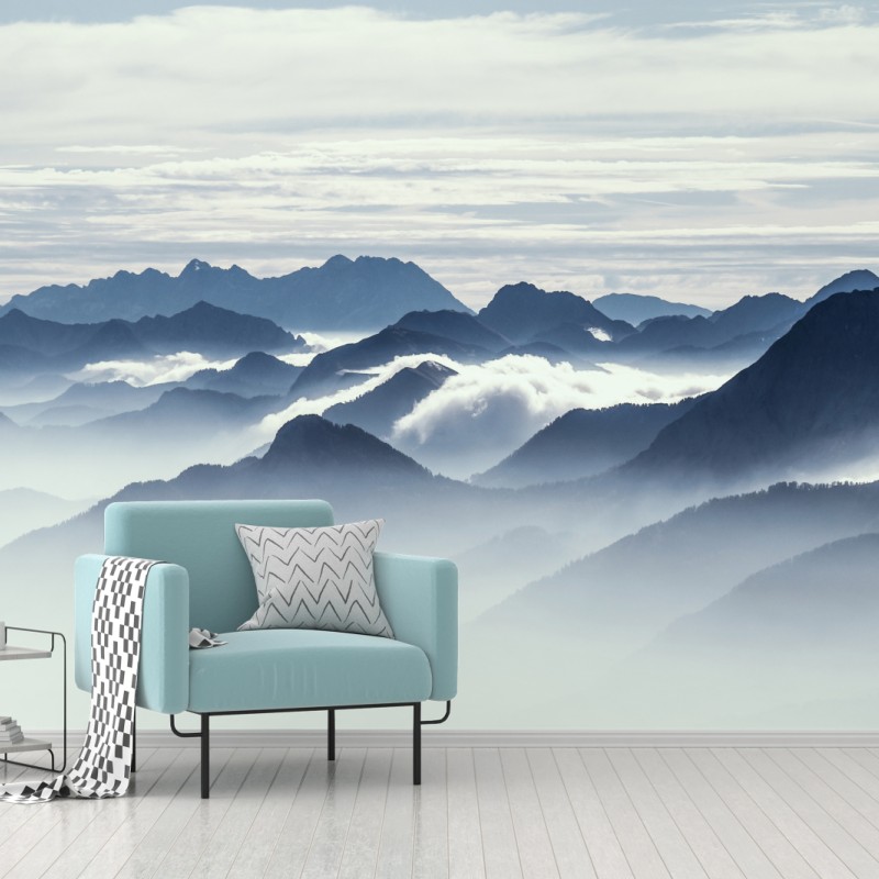 Carta da parati panorama di montagne avvolte nella nebbia