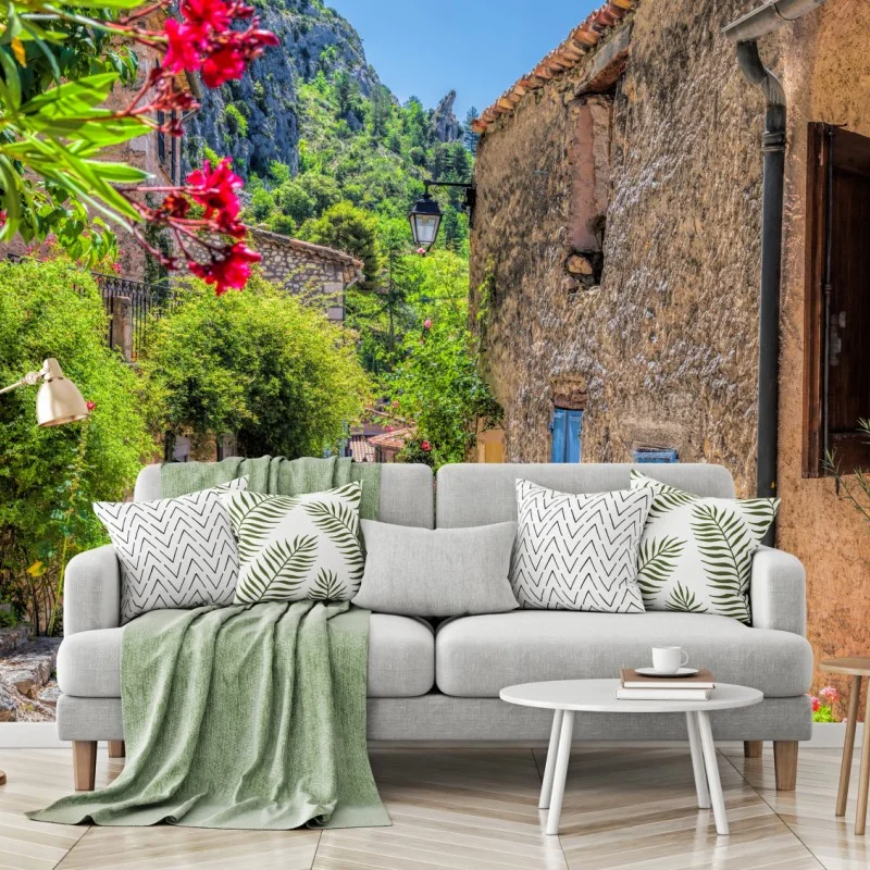 Carta da parati vicolo fiorito a Moustiers-Sainte-Marie, Provenza