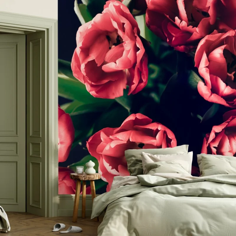 Carta da parati mazzo di tulipani rosa su sfondo scuro
