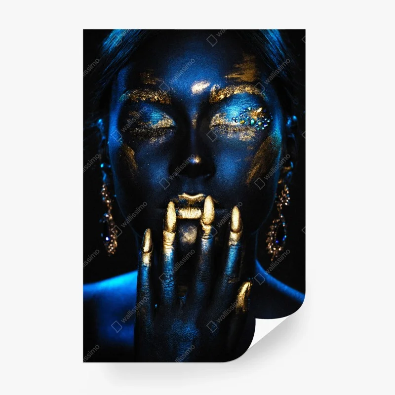 Carta da parati ritratto glamour blu e oro con dettagli dorati