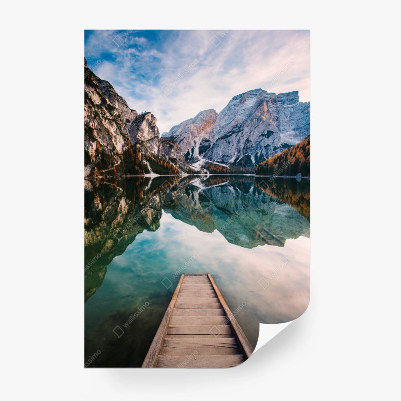 Carta da parati molo verso il lago riflesso autunnale