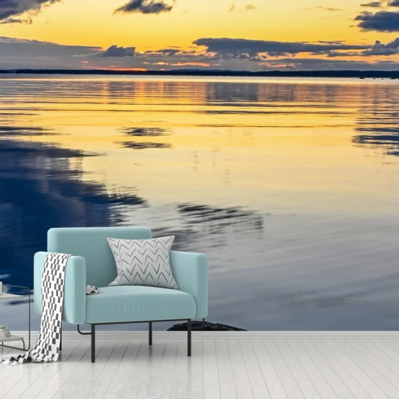 Carta da parati tramonto sul lago con riflessi dorati