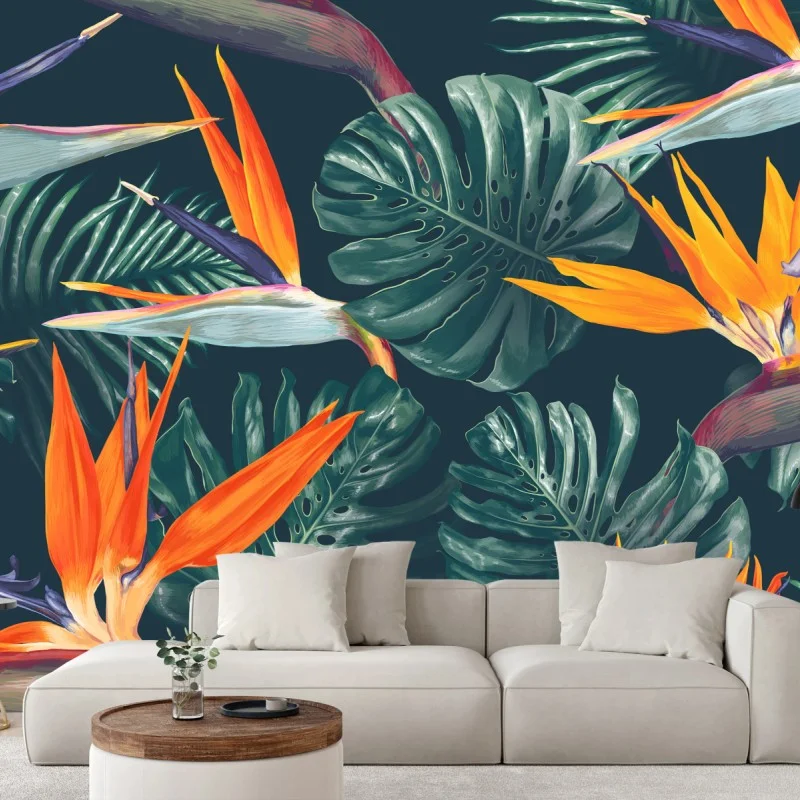 Carta da parati tropicale fiori di paradiso e foglie monstera