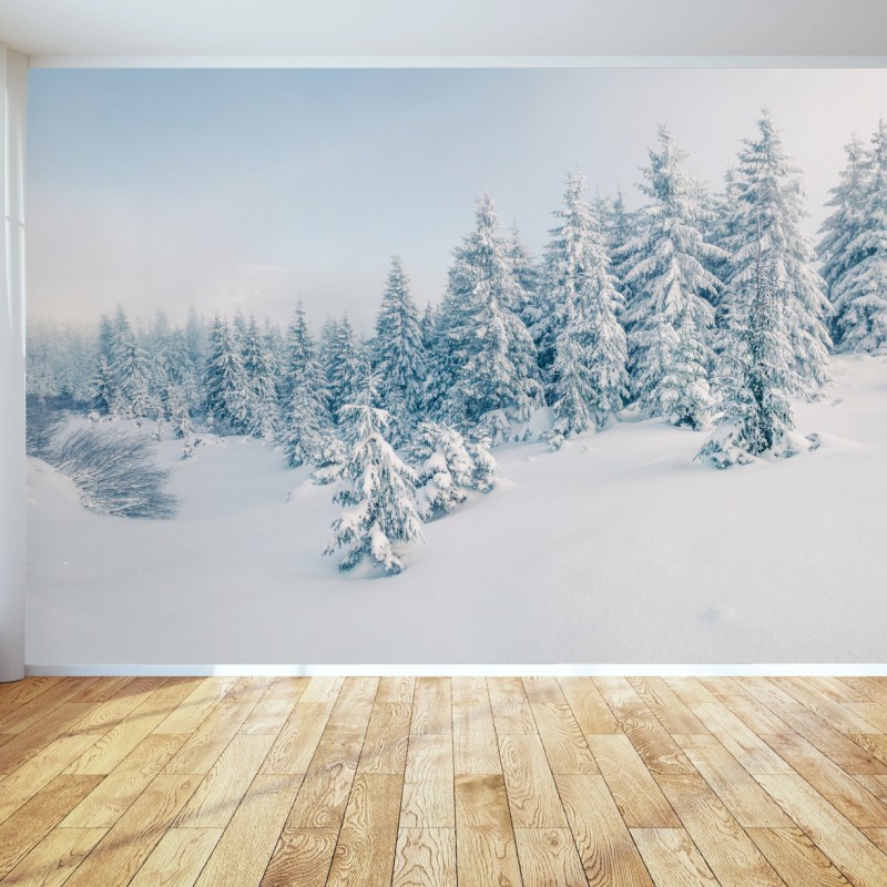 Carta da parati magico bosco innevato di montagna