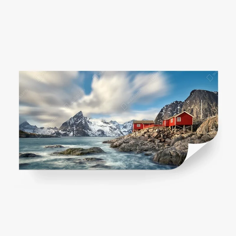 Carta da parati rifugio rosso sul fiordo innevato