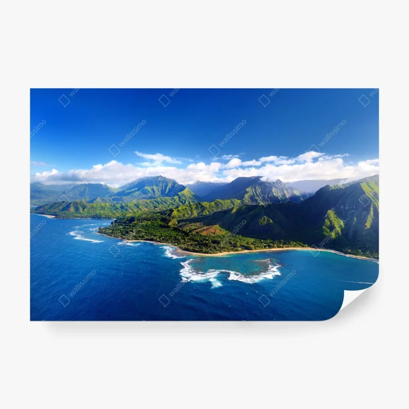 Carta da parati panorama costiero tropicale con montagne e oceano