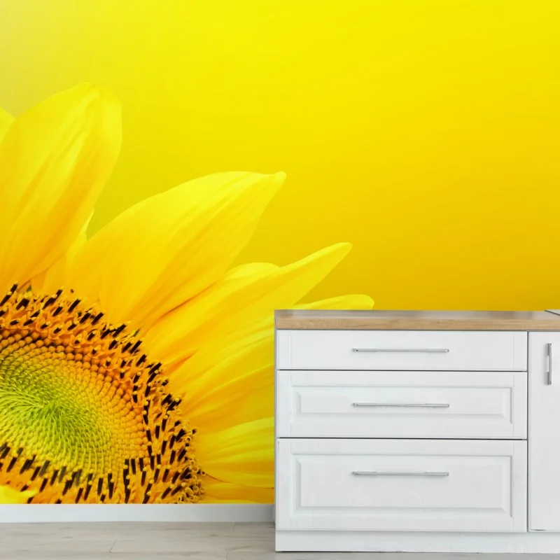 Carta da parati girasole luminoso su sfondo giallo