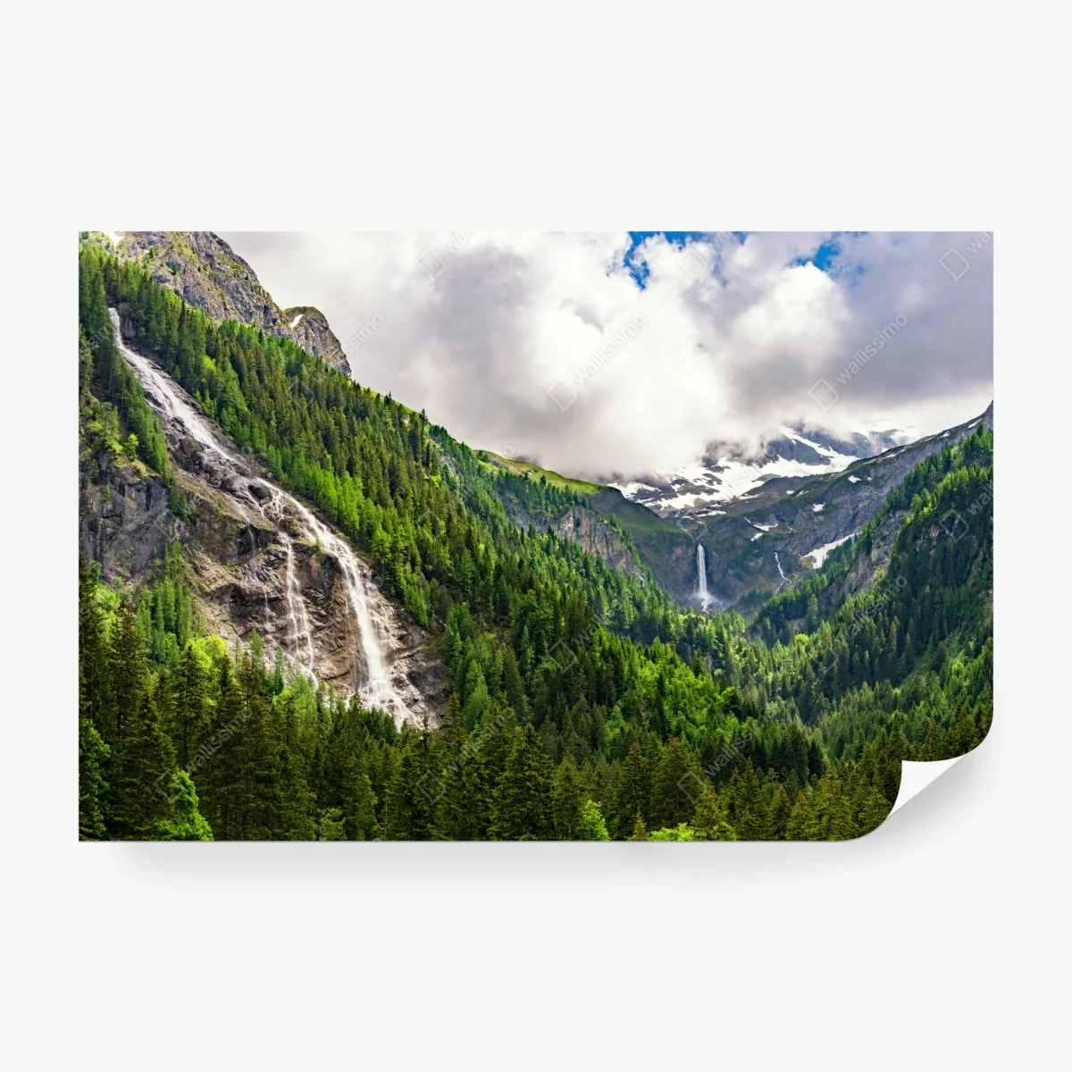 Carta da parati paesaggio montano con cascate e foresta • Wallissimo®