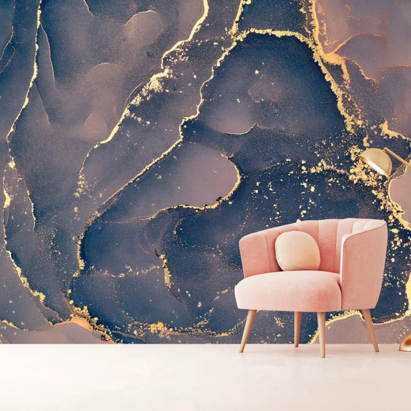 Carta da parati marmo liquido con venature dorate