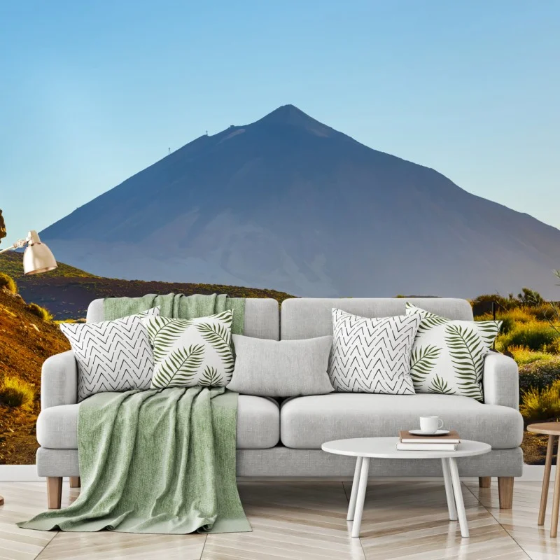 Carta da parati strada verso un vulcano maestoso