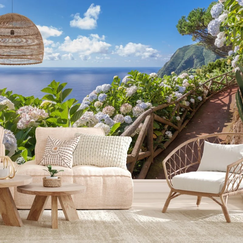 Carta da parati sentiero di ortensie sul mare a São Miguel, Azzorre