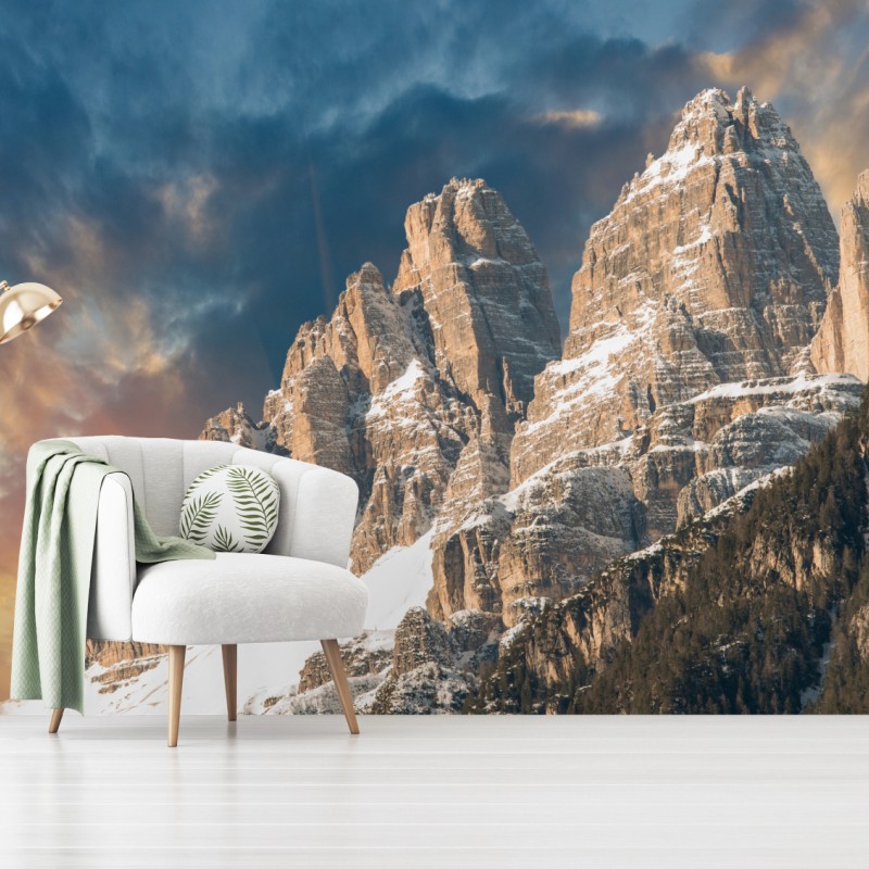 Carta da parati vista alpina delle Dolomiti al tramonto
