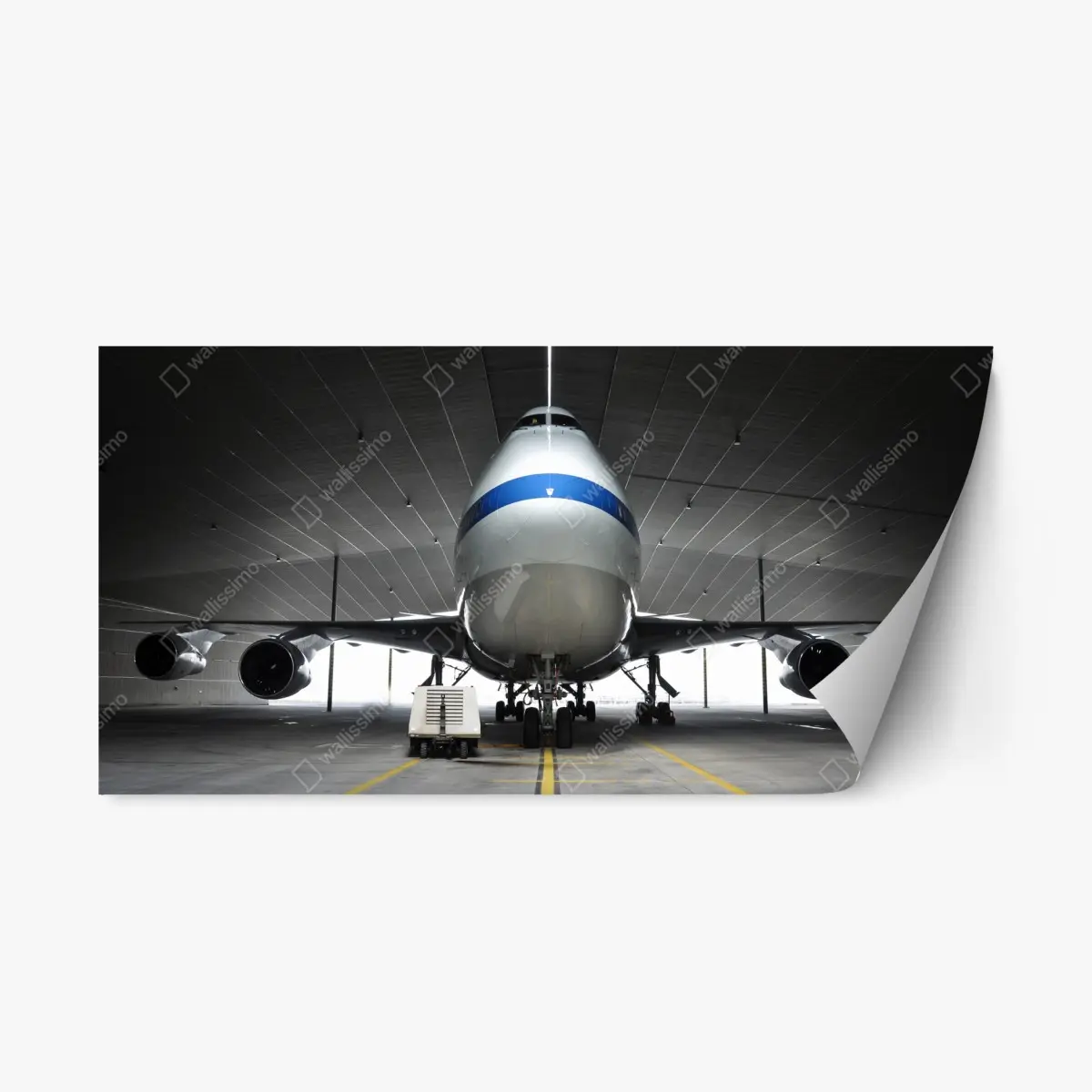 Adesivo riposizionabile maestoso aereo in hangar vista frontale • Wallissimo®