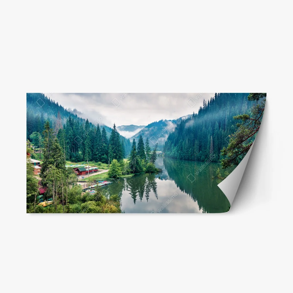 Adesivo riposizionabile mattina nebbiosa sul lago Lacu Rosu • Wallissimo® Adesivo riposizionabile mattina nebbiosa sul lago Lacu Rosu • Wallissimo®