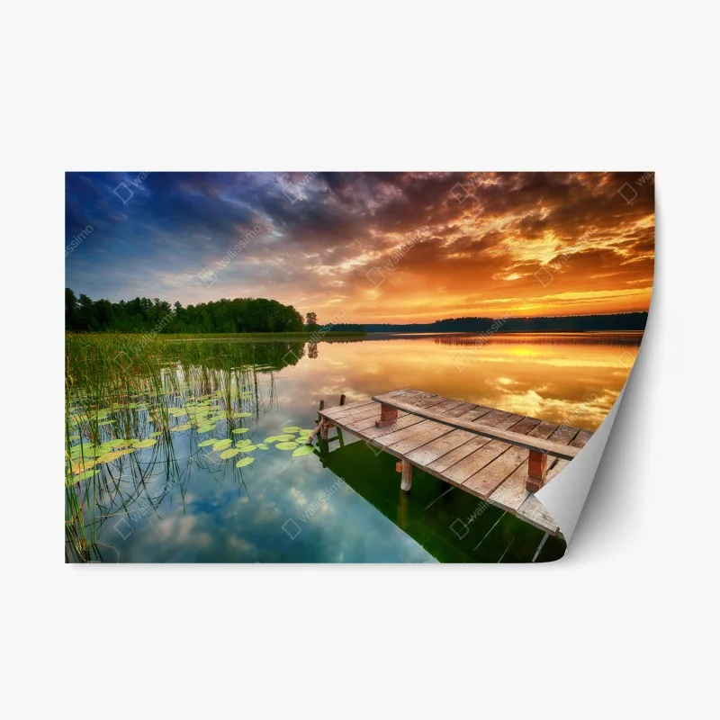Adesivo riposizionabile molo all'alba sul lago dorato