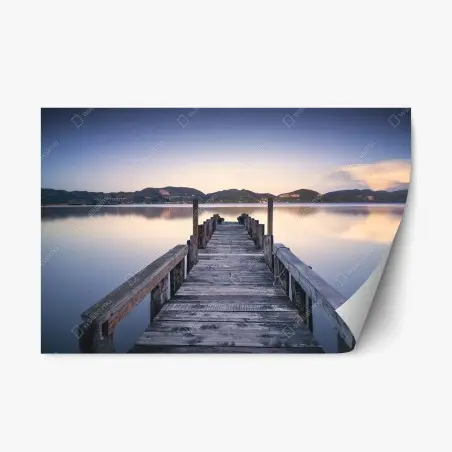 Adesivo riposizionabile molo in legno al tramonto, Massaciuccoli, Toscana • Wallissimo®