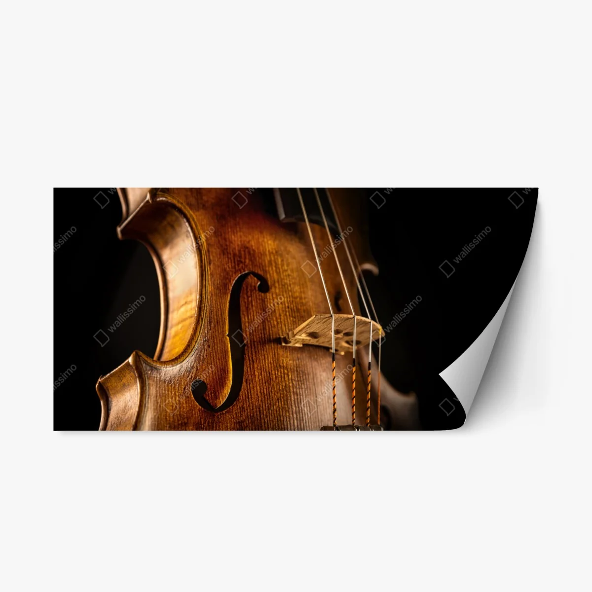 Adesivo riposizionabile violino classico in primo piano su sfondo scuro • Wallissimo® Adesivo riposizionabile violino classico in primo piano su sfondo scuro • Wallissimo®