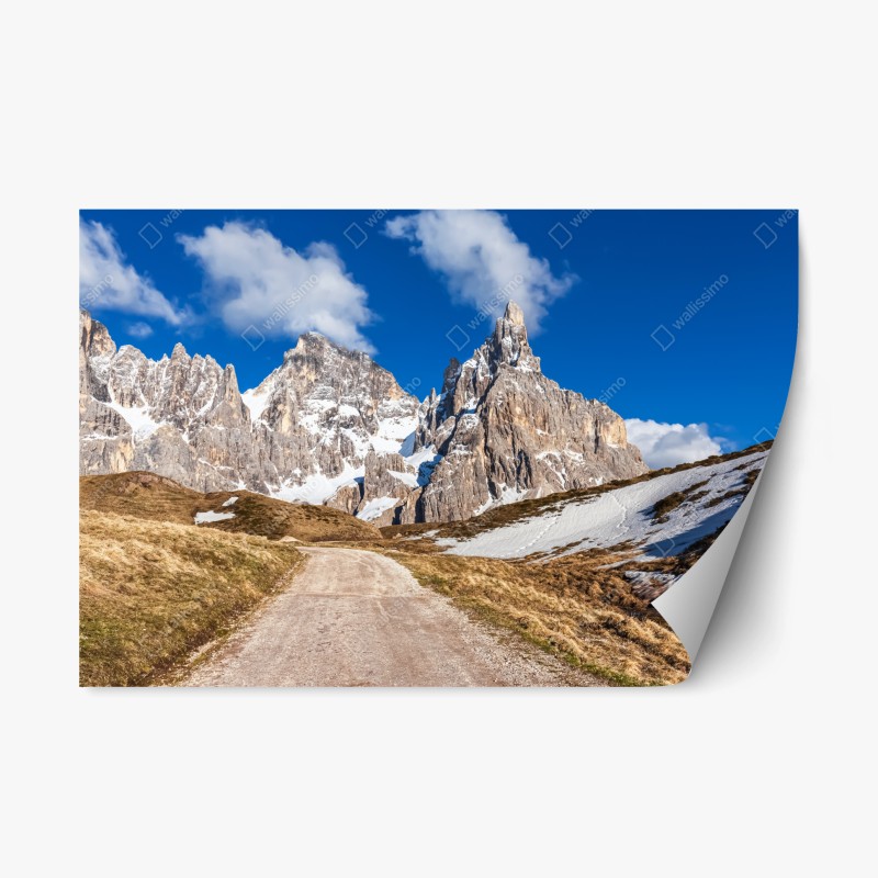 Adesivo riposizionabile panorama montano drammatico con picco roccioso