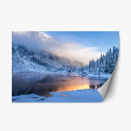 Adesivo riposizionabile alba invernale sul lago ghiacciato degli Alti Tatra • Wallissimo®