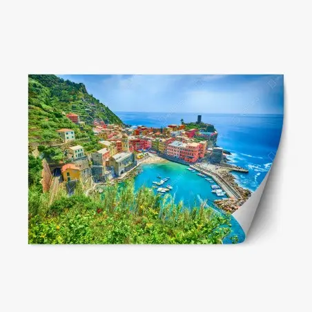 Adesivo riposizionabile panorama costiero di Vernazza: porto colorato sul mare • Wallissimo®