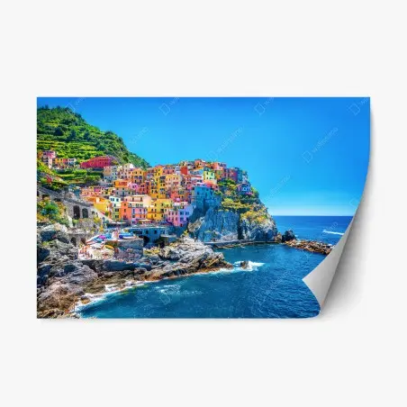 Adesivo riposizionabile Manarola: villaggio colorato a picco sul mare • Wallissimo®