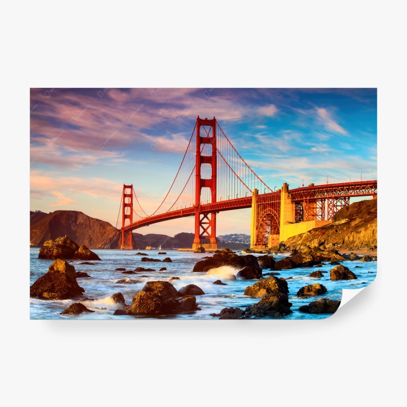 Carta da parati vista iconica del Golden Gate al tramonto
