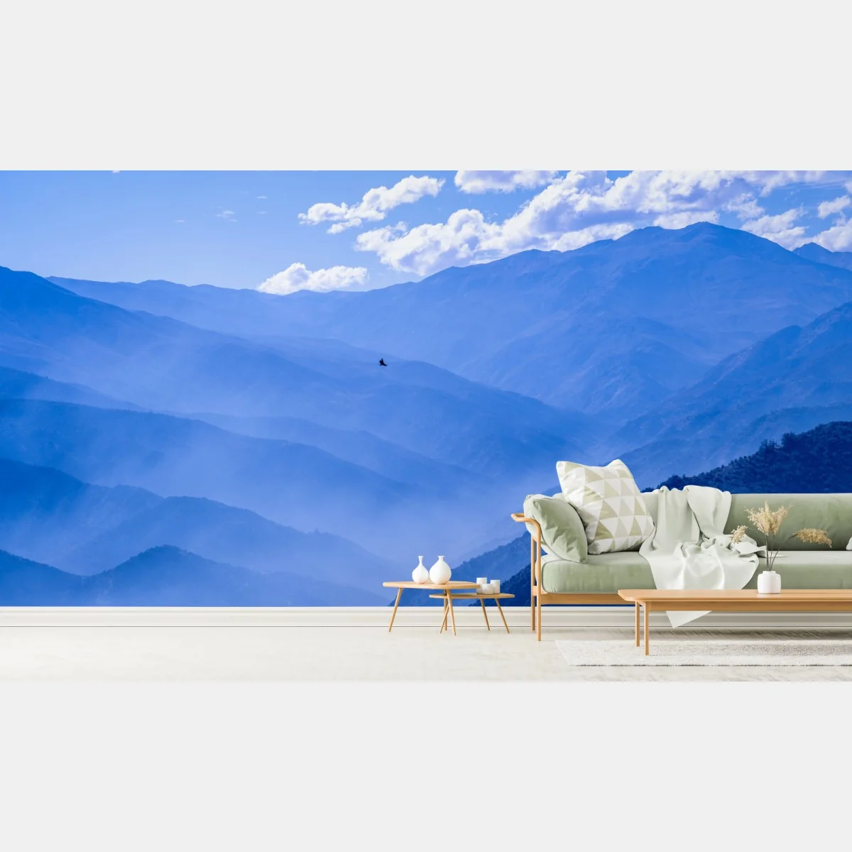 Carta da parati orizzonti blu: montagne nebbiose e uccello in volo • Wallissimo® Carta da parati orizzonti blu: montagne nebbiose e uccello in volo • Wallissimo®