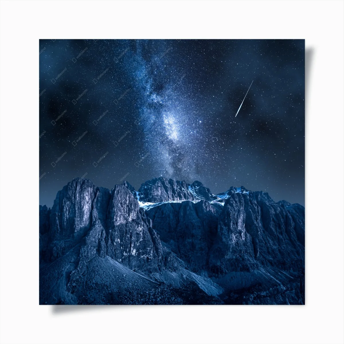 Poster notte stellata con la Via Lattea su Passo Gardena, Dolomiti • Wallissimo® Poster notte stellata con la Via Lattea su Passo Gardena, Dolomiti • Wallissimo®
