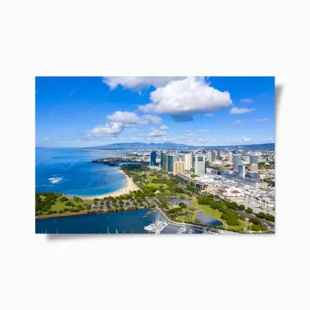 Poster panorama costiero di Honolulu con skyline e spiaggia • Wallissimo®