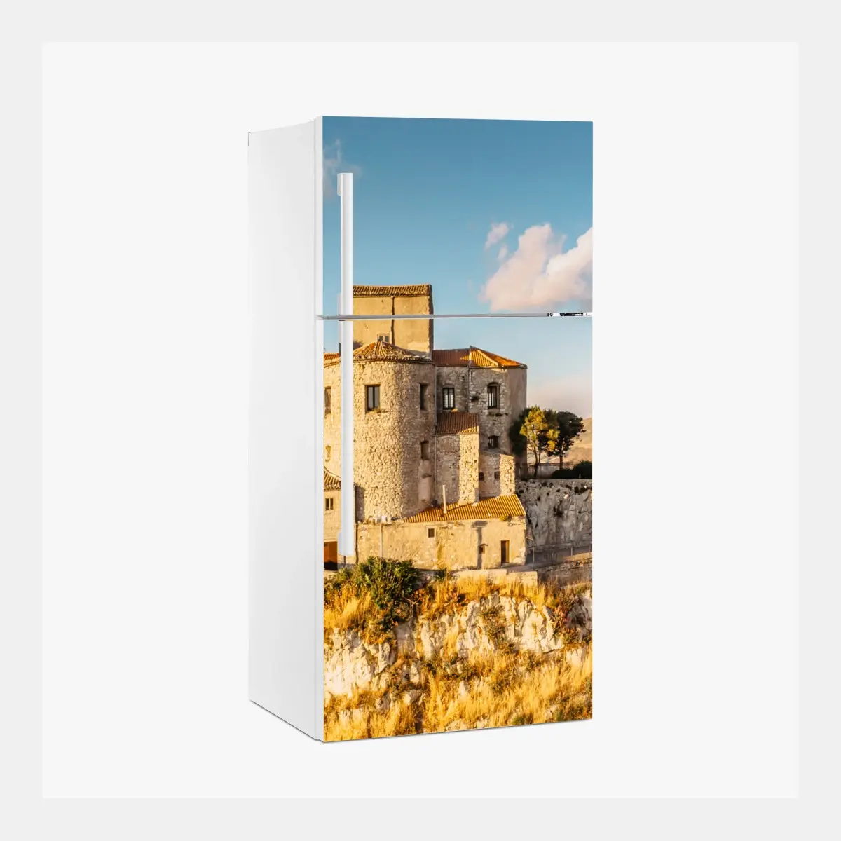 Adesivo per frigorifero borgo medievale arroccato sul dirupo al tramonto • Wallissimo® Adesivo per frigorifero borgo medievale arroccato sul dirupo al tramonto • Wallissimo®