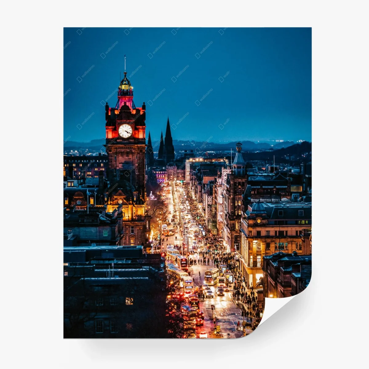 Carta da parati notte urbana: via illuminata e torre con orologio • Wallissimo® Carta da parati notte urbana: via illuminata e torre con orologio • Wallissimo®