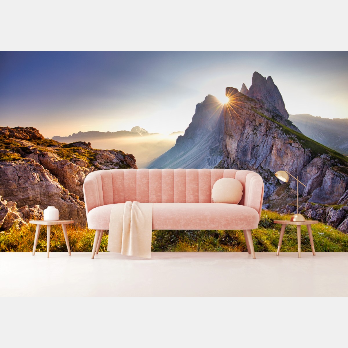 Carta da parati alba magica a Seceda nelle Dolomiti di Val Gardena • Wallissimo® Carta da parati alba magica a Seceda nelle Dolomiti di Val Gardena • Wallissimo®