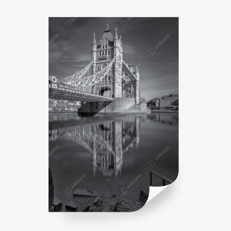 Carta da parati riflessi di Tower Bridge a Londra