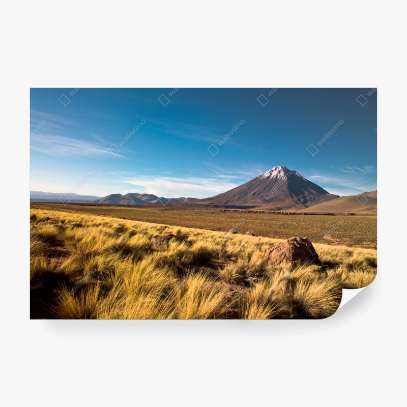 Carta da parati sublime silenzio del Licancabur nel deserto di Atacama