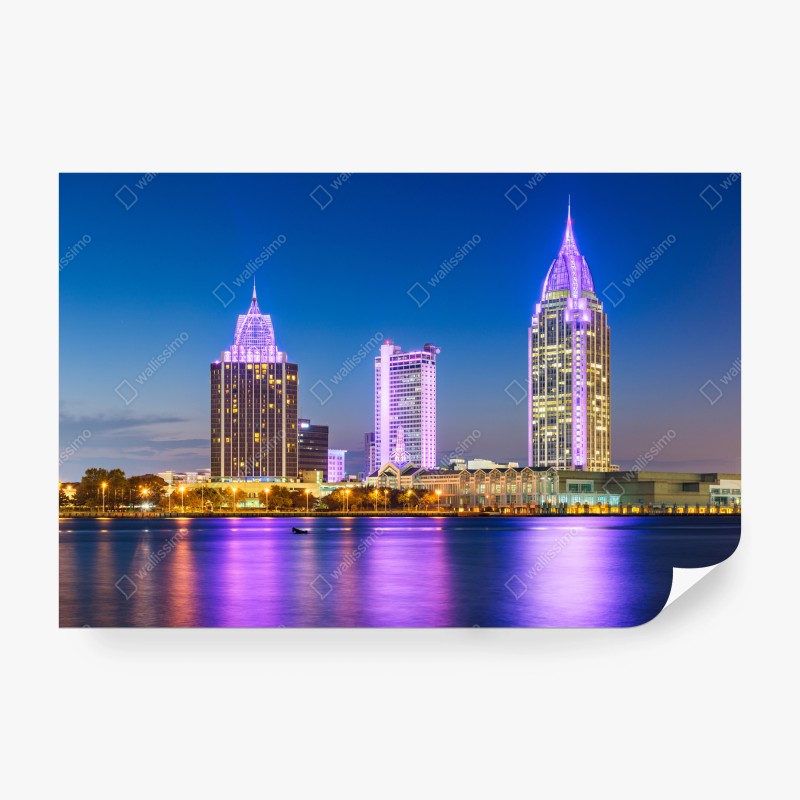 Carta da parati skyline notturno di Mobile con riflessi viola
