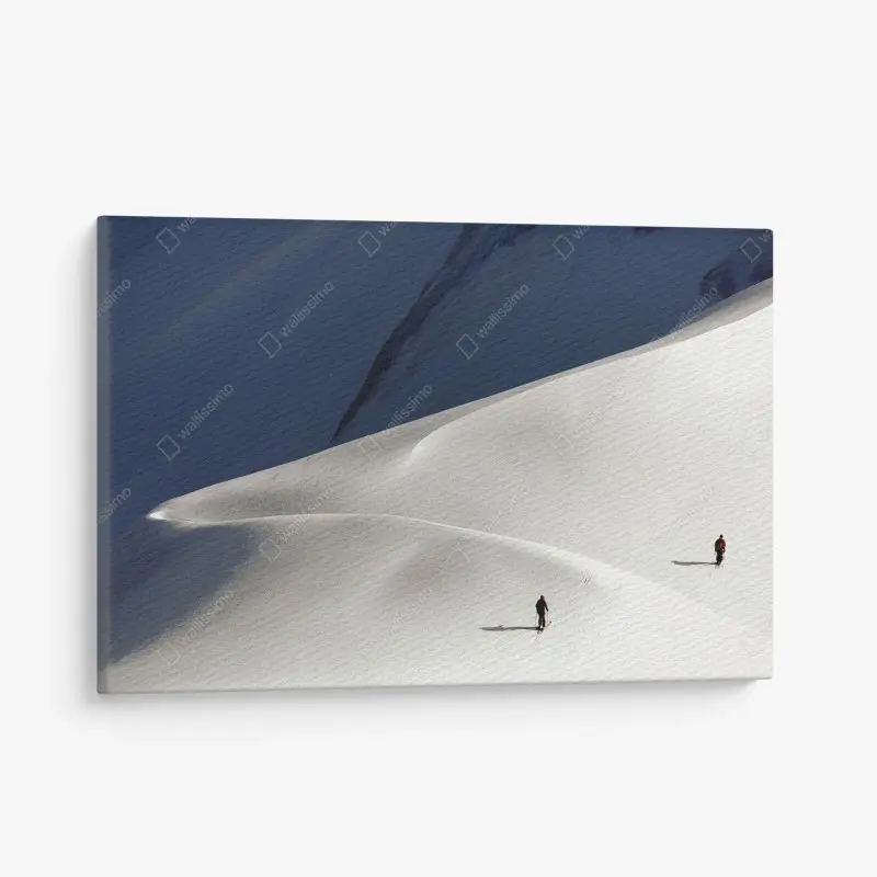Quadro su tela sagome sulla neve: orizzonti di avventura