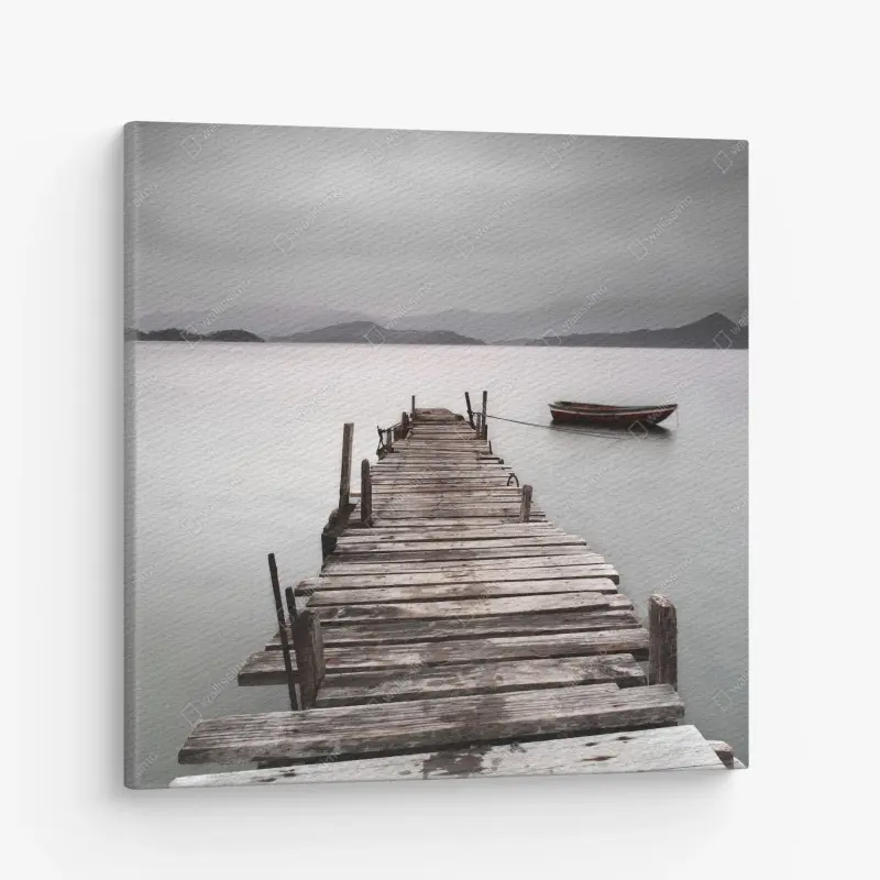 Quadro su tela molo solitario nella foschia