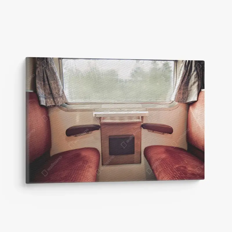 Quadro su tela interno di treno d'epoca con finestra piovosa
