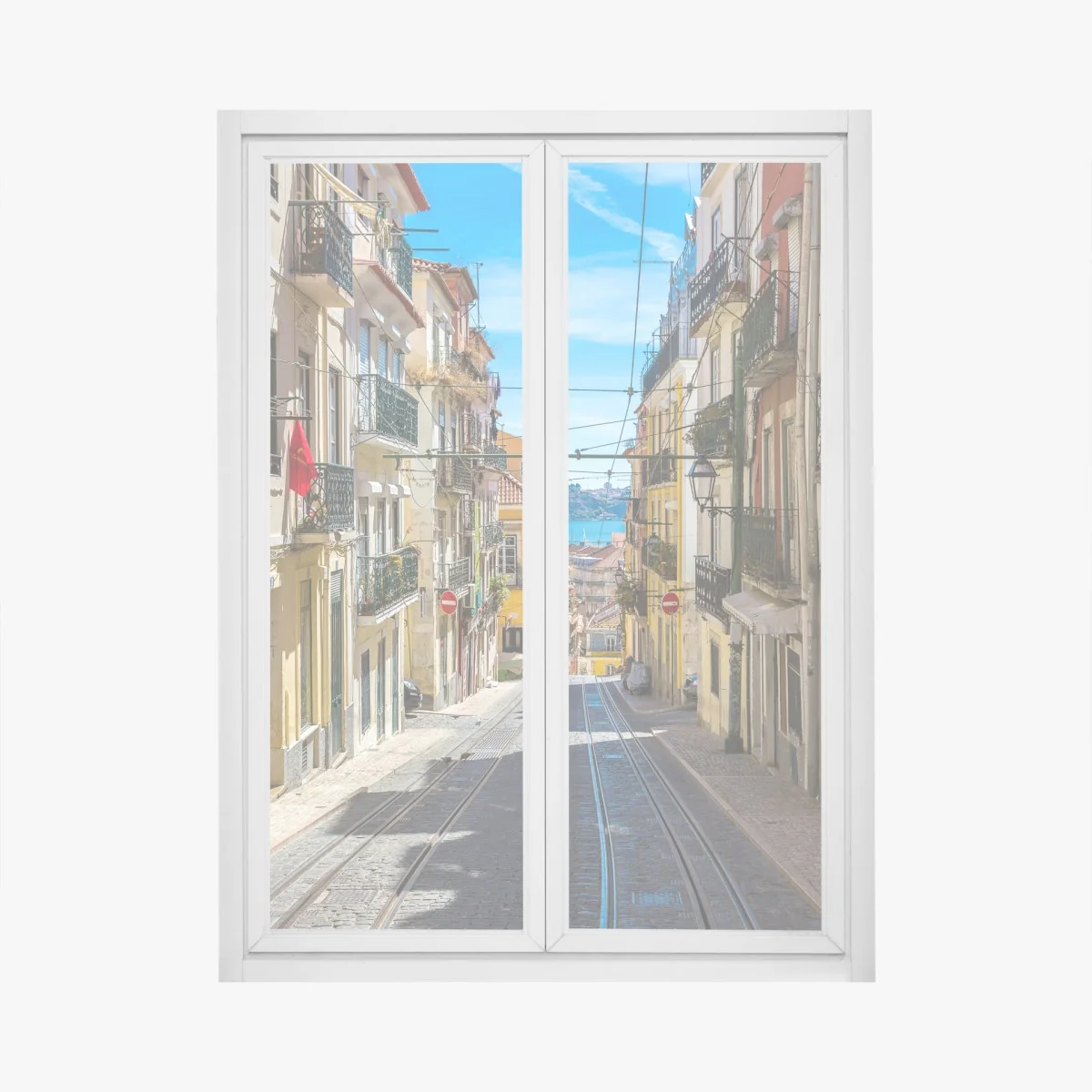 Adesivo per finestra scorcio solare di Lisbona con tram e balconi • Wallissimo® Adesivo per finestra scorcio solare di Lisbona con tram e balconi • Wallissimo®